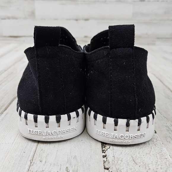 Isle Jacobson Hornbek Black Perforated Pull On Shoes - Picture 4 of 8